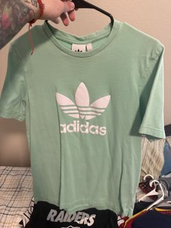 Adidas Shirt Size M