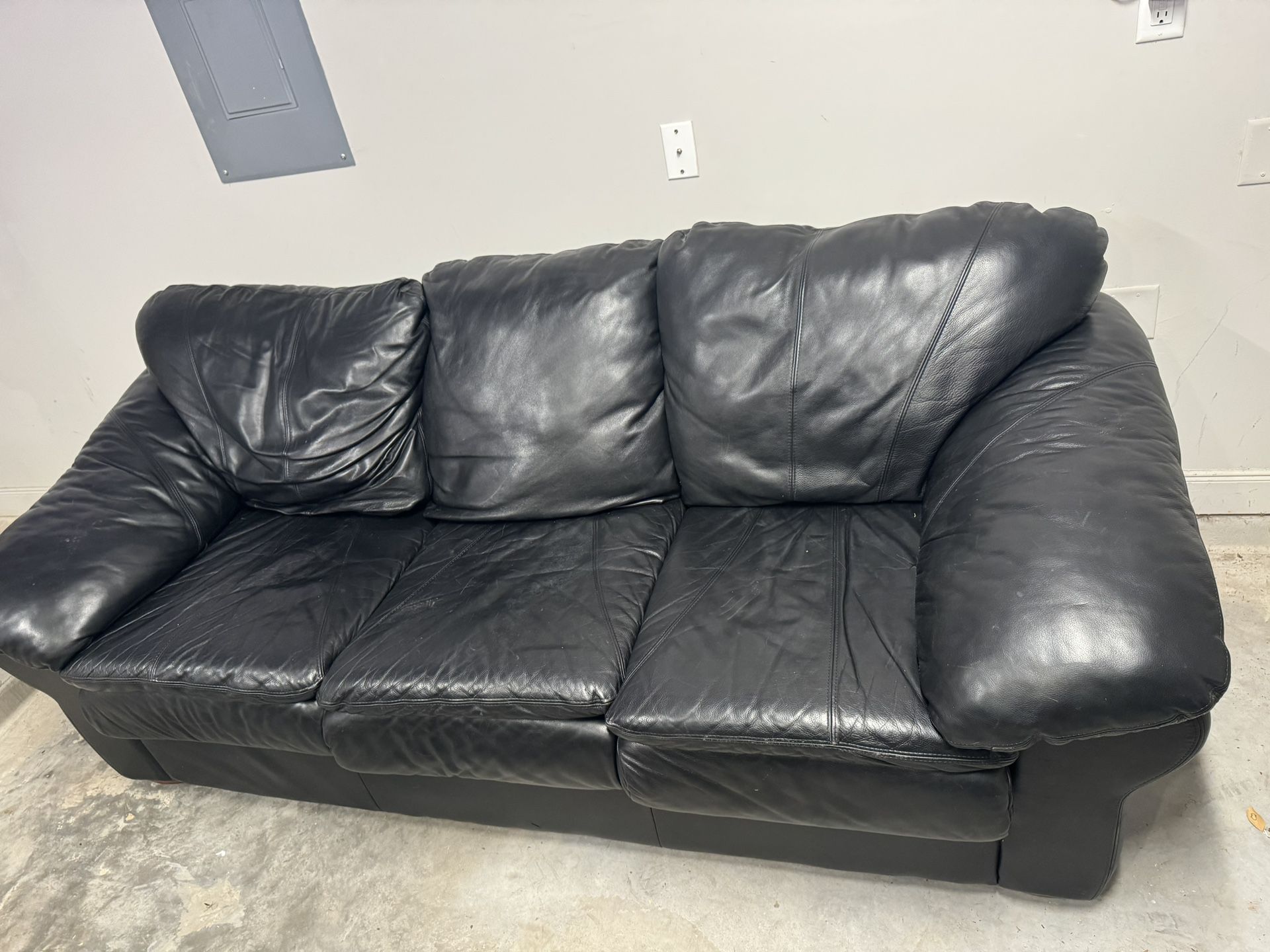 Center Leather 100% Real Leather Couch 