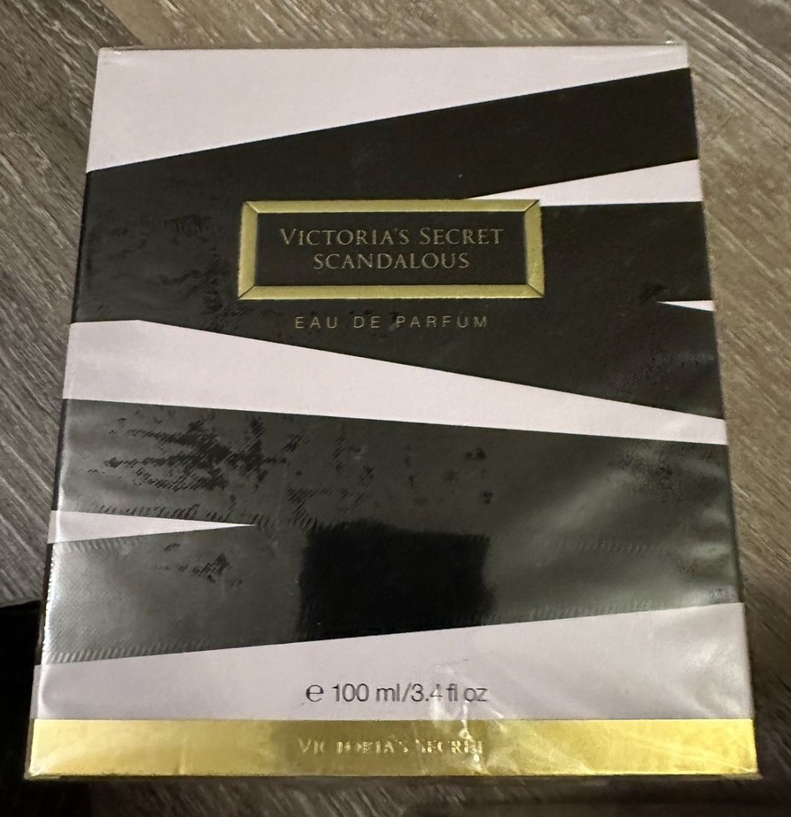Victoria Secret scandalous perfume