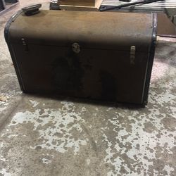vintage metal trunk