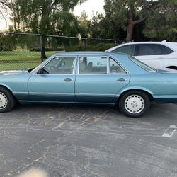 Mercedes-Benz 1991 560 SEL