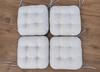 Dining Chair Cushions, Tufted Indoor Chair Pads, Set of 4, 16.5' x 16.5