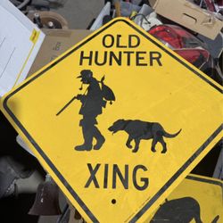 Old Hunter Crossing Metal Sign – Man Cave / Outdoor Decor