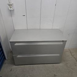 Metal File Cabinet Letter Size Or Legal Size 