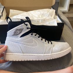 Air Jordan One Retro High