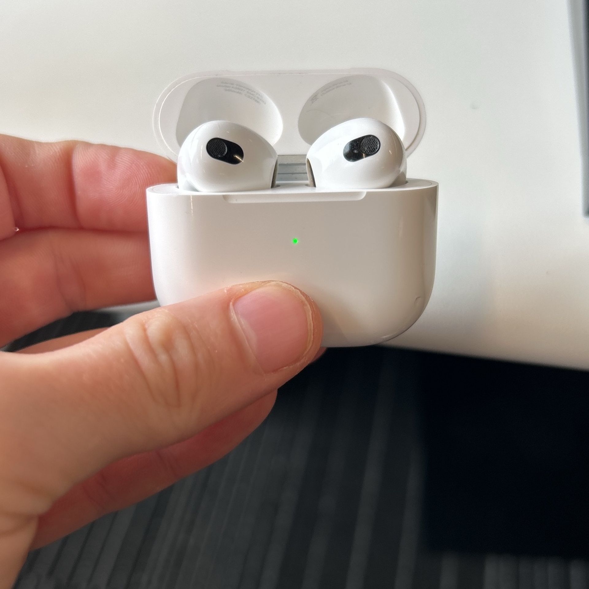 AirPod 3s