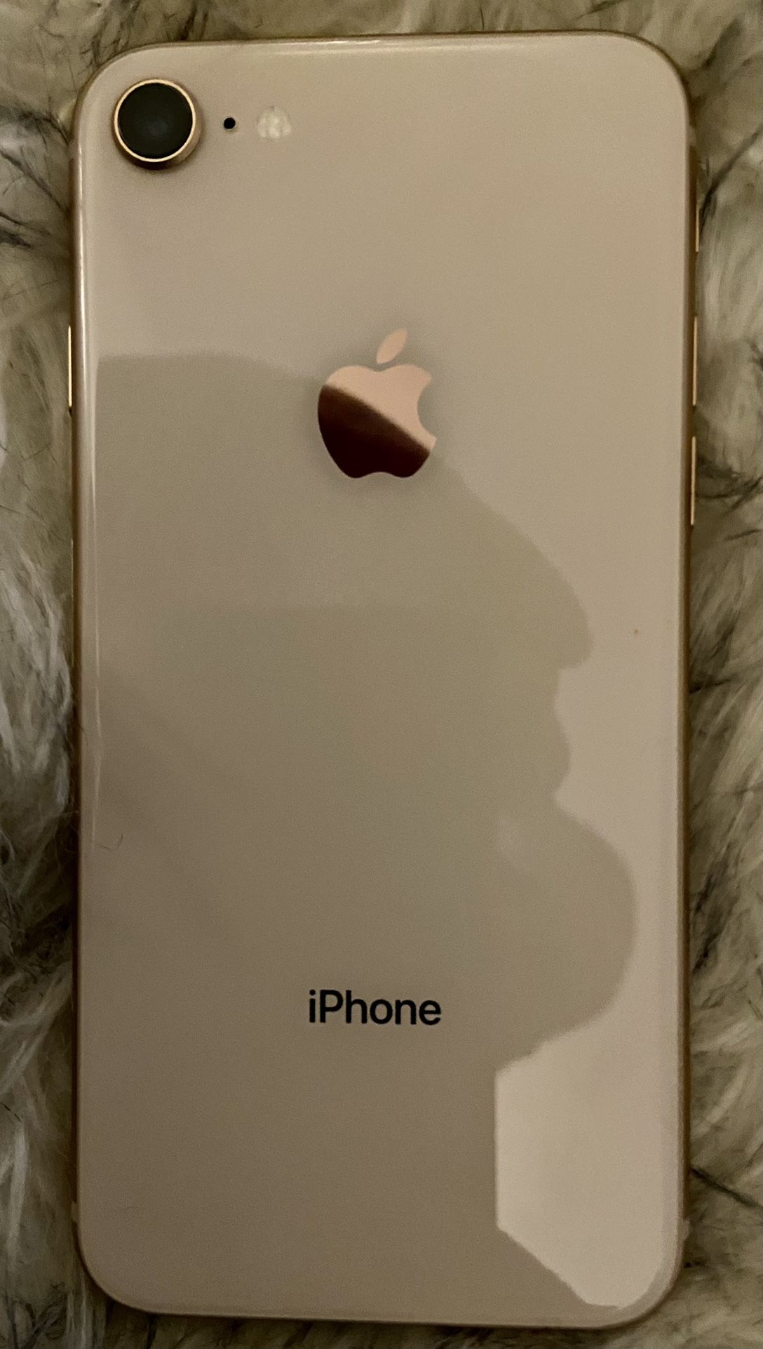 iPhone 8 Gold 64gb Verizon Mint Condition