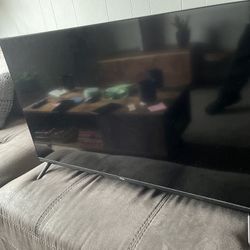 32” Roku Smart Tv