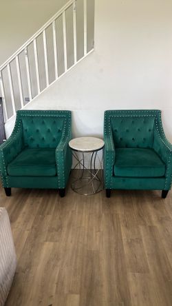 Accent chairs, and side table