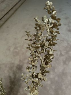 Champagne glitter floral