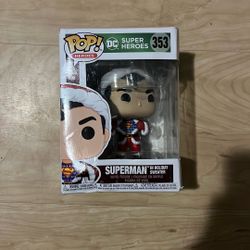 Superman In Holiday Sweater Funko Pop