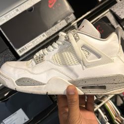 Jordan 4 White Oero