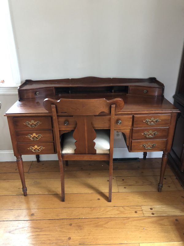 Antique Statton solid cherry writing desk set for Sale in Southbury, CT