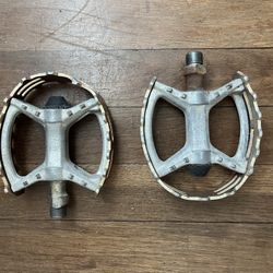 Vintage VP-747 Bear Trap MTB Pedals 9/16 Gold/Bronze