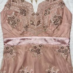 NEW GORGEOUS DRESSES✨LARGE✨