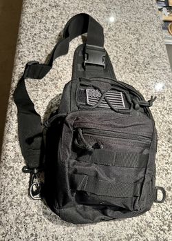 Timbuk2 Catapult Sling Bag - Blue for Sale in Portland, OR - OfferUp