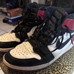 Jordan 1 Black Toe Size 11