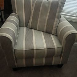 Arm chair