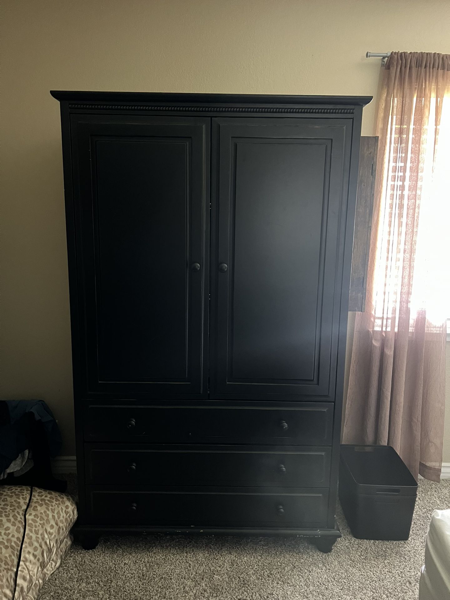 Armoire Cabinet Black