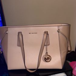 PINK MICHEAL KORS Voyager Bag (big)
