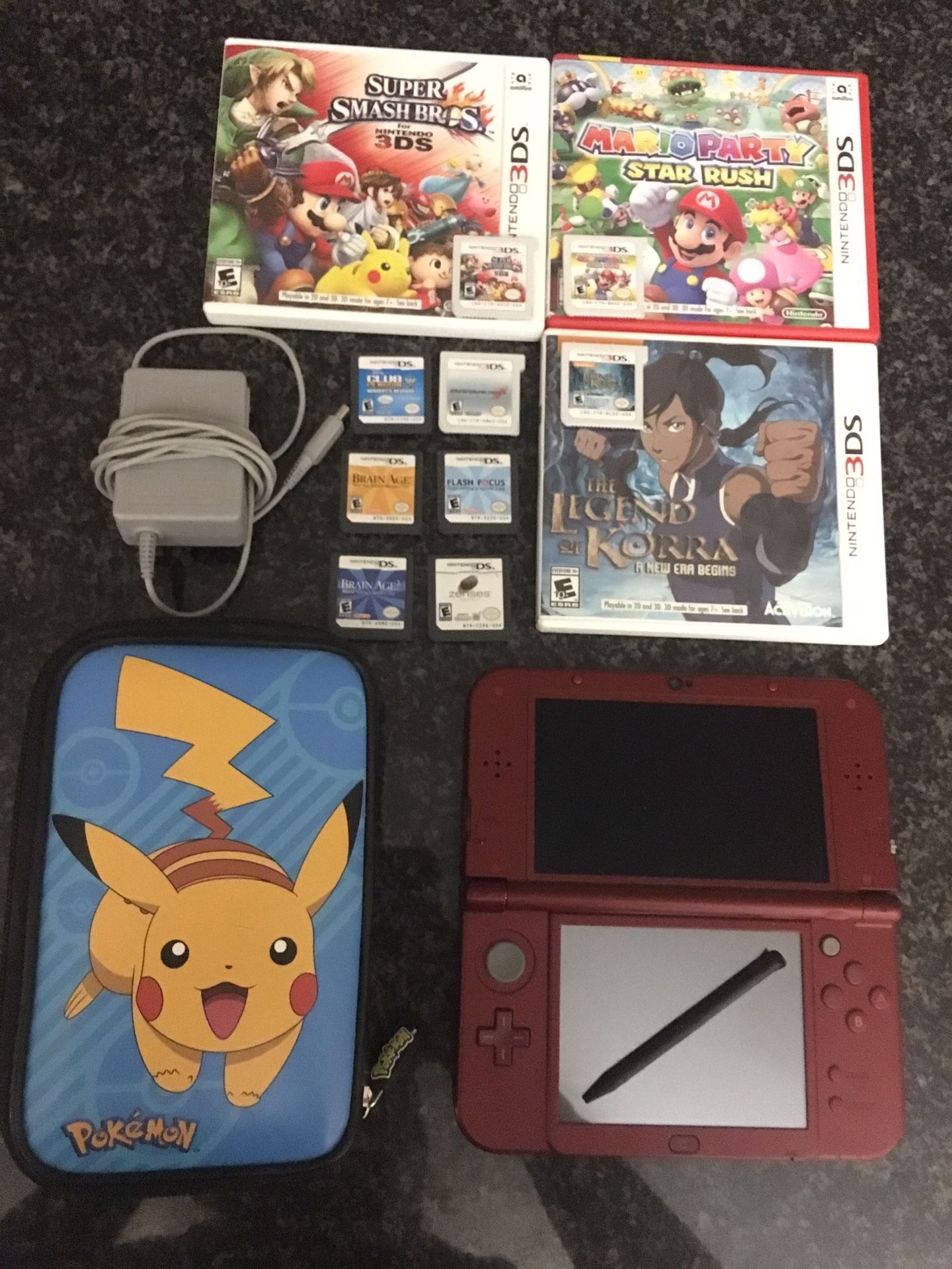 Nintendo 3ds xl with games and case