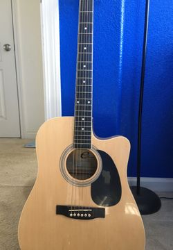 Eleca guitar 🎸 150 OBO!!
