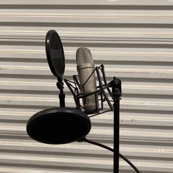 Rode NT1-A microphone