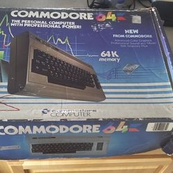 Commodore 64 Vintage Gaming Computer 