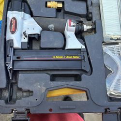 Tradesman 18 Gauge Brad Nailer