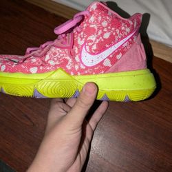 Kyrie 5s Patrick Star 