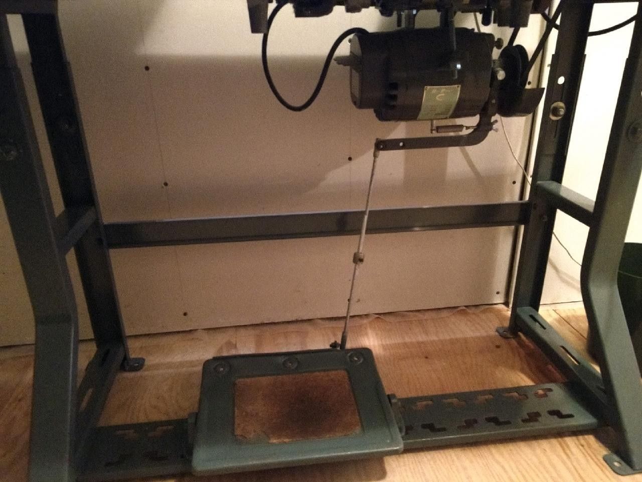 Consew model 226 small bobbin Sewing Machine for Sale in Renton, WA