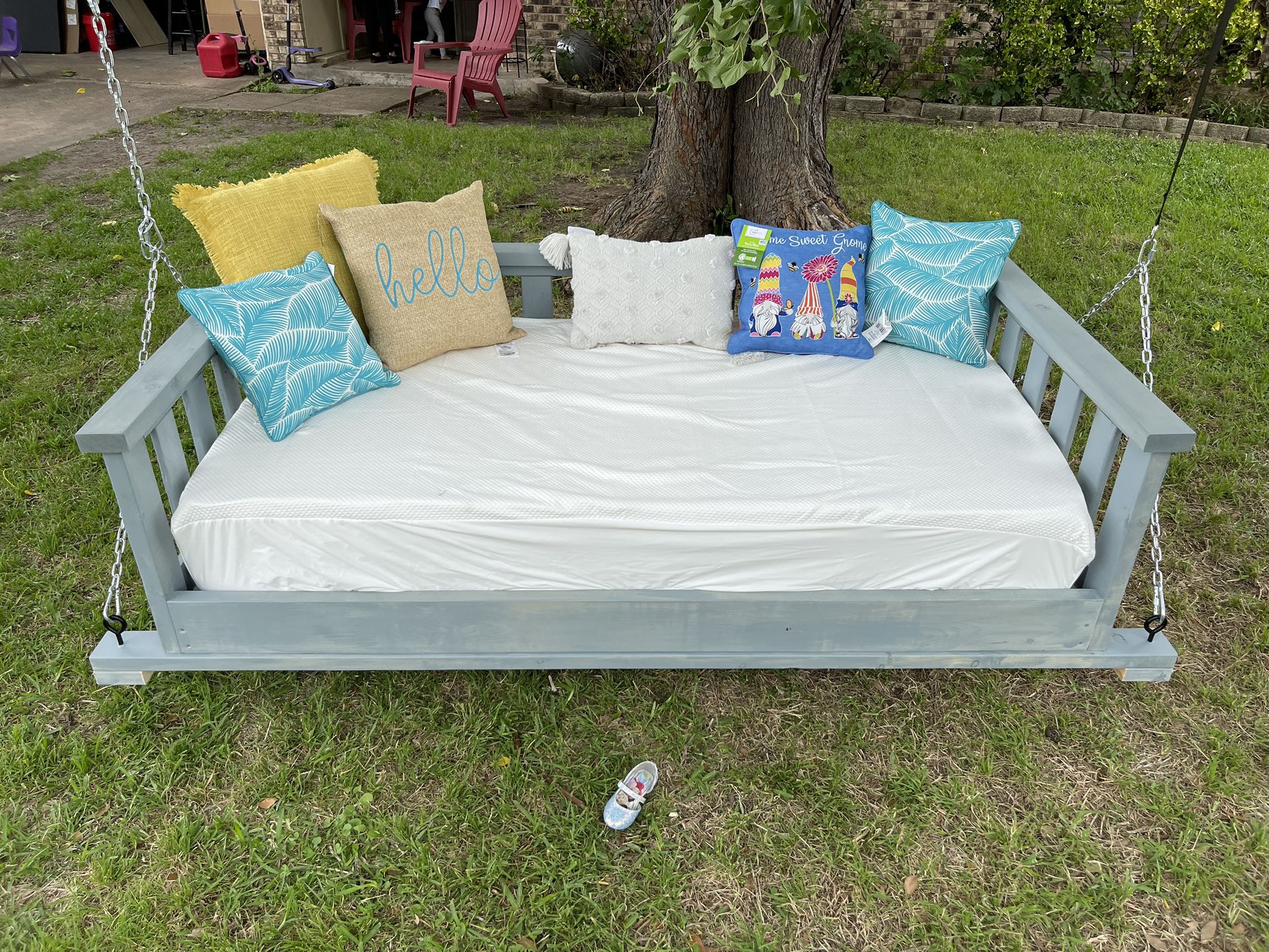 Twin sized porch Swing Bed