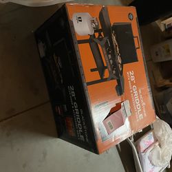 NEW 28” Blackstone Griddle w/Hood & Rails