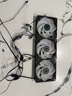 CORSAIR RS120 ARGB 120mm PWM Fans – Daisy-Chain Connection