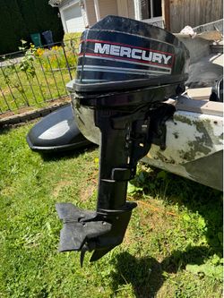 Mercury Outboard Boat Motor 15– Used Condition