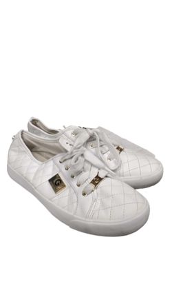 Guess 289 White