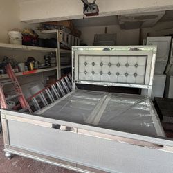 King Sides Bed 