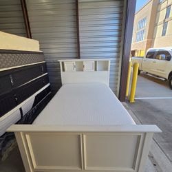 Cama full frame madera  box spring y colchon memory foanm $200  