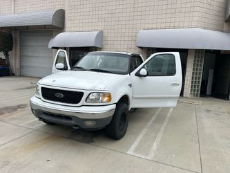 2000 F150, Xtra Cab, 4x4 $2200