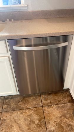 Stainless Steel Built-In Dishwasher