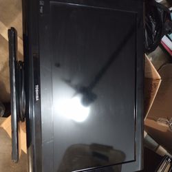 Toshiba 26” TV . Works Very Well. Not Much Use.