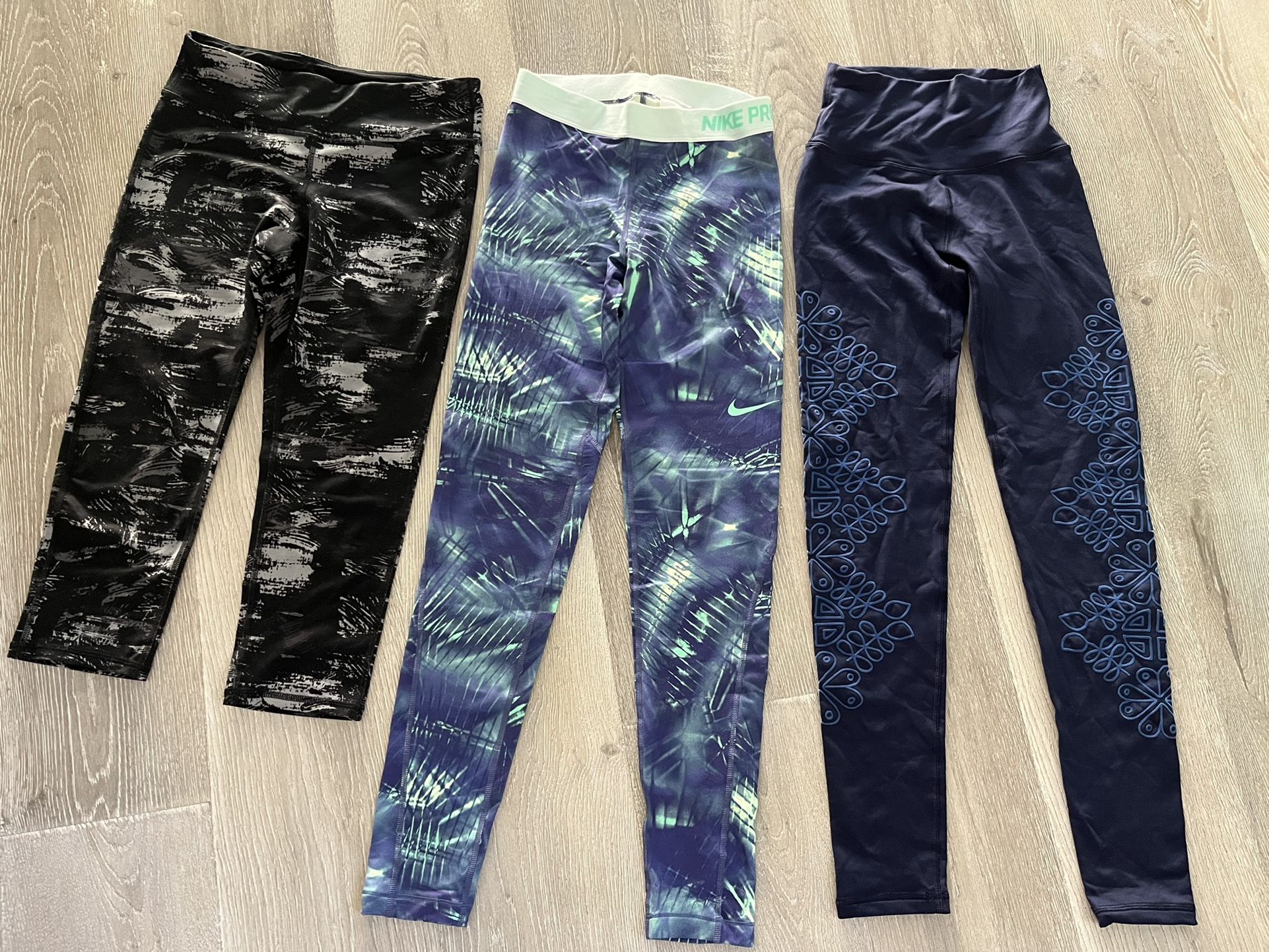 Nike Gap Aerie Workout Leggings 3pcs+3shirts Bundle(All Small)