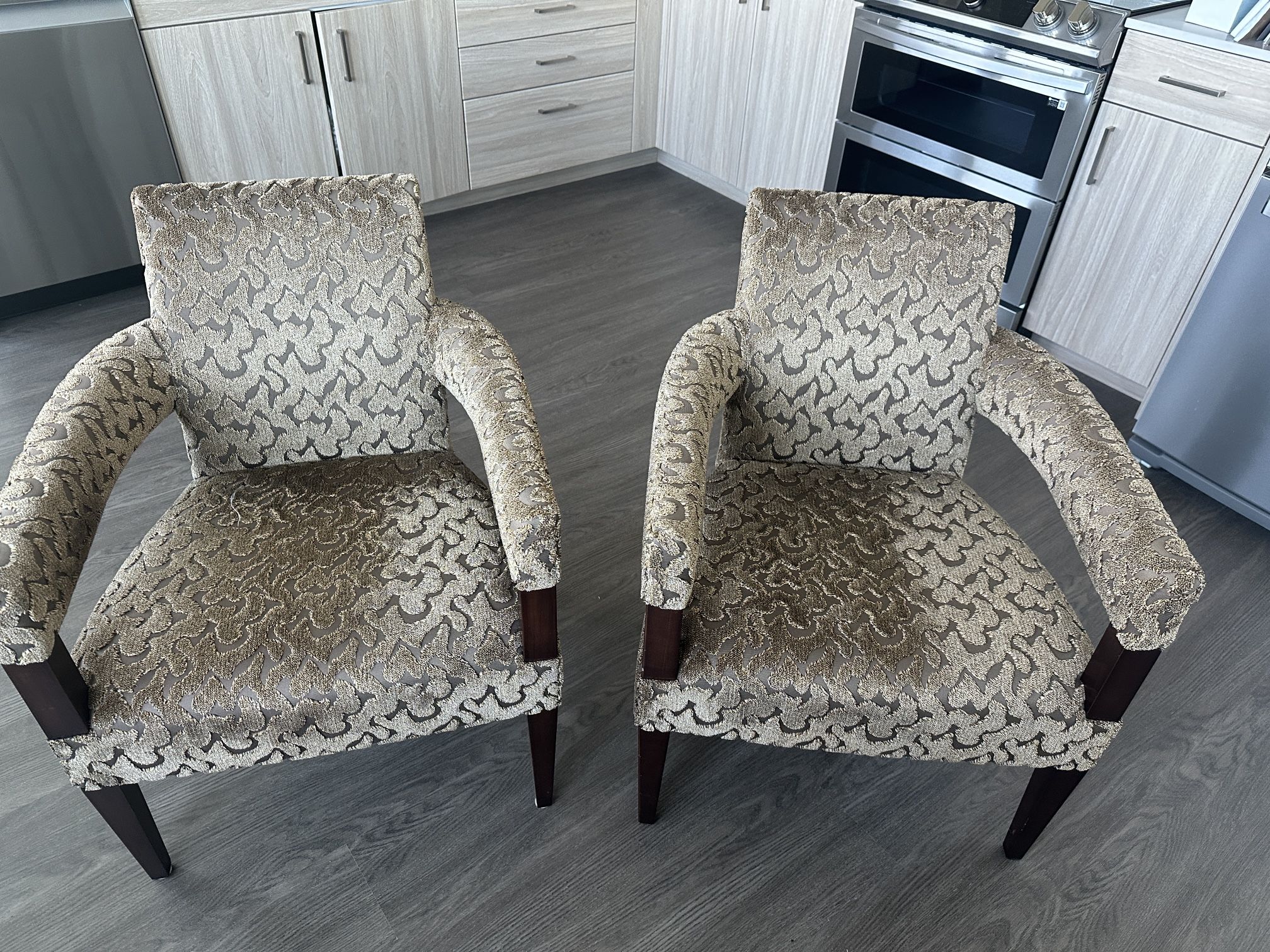 Arm chairs 