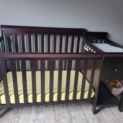 Free crib/changing table w/ mattress