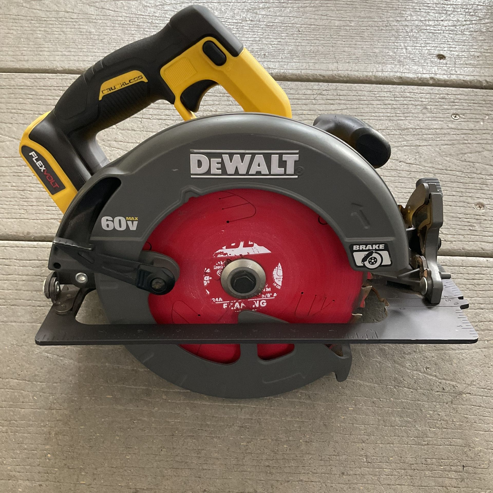 Dewalt DCS575 Cordless Circular Saw Tool Only