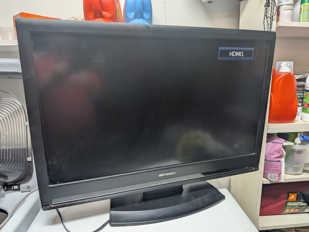 Emerson Used 32" Tv