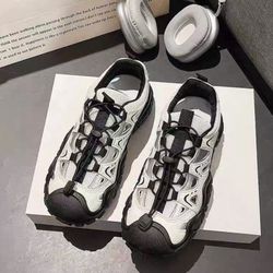 Women Shoes Size 40 (Size 9)