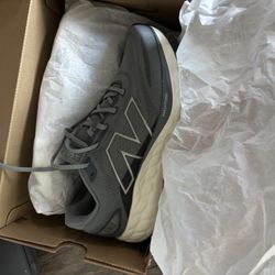 Grey New Balance Men’s Shoes 