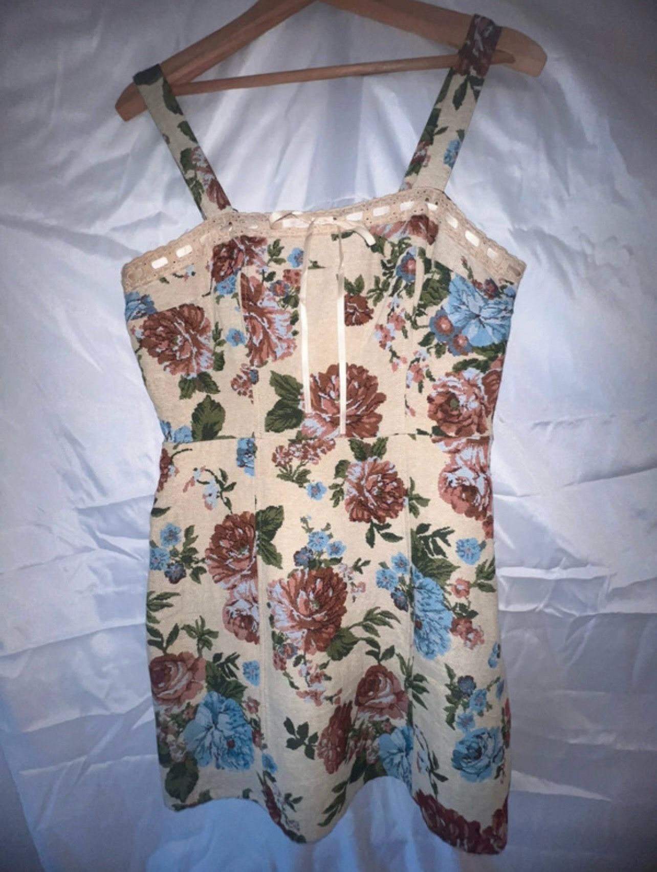 Dylan Ryan floral tapestry print mini dress size M