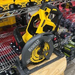 DEWALT FLEXVOLT 60V MAX Cordless Brushless 7-1/4 in. Wormdrive Style Circular Saw (Tool Only)